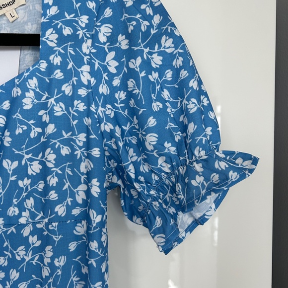 Heart shaped Midi dress NWT Small - Picture 4 of 4